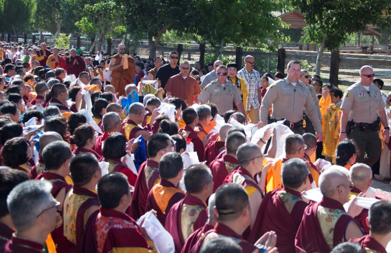 无私、慈悲、伟大的佛品，就是羌佛的本质-图片1