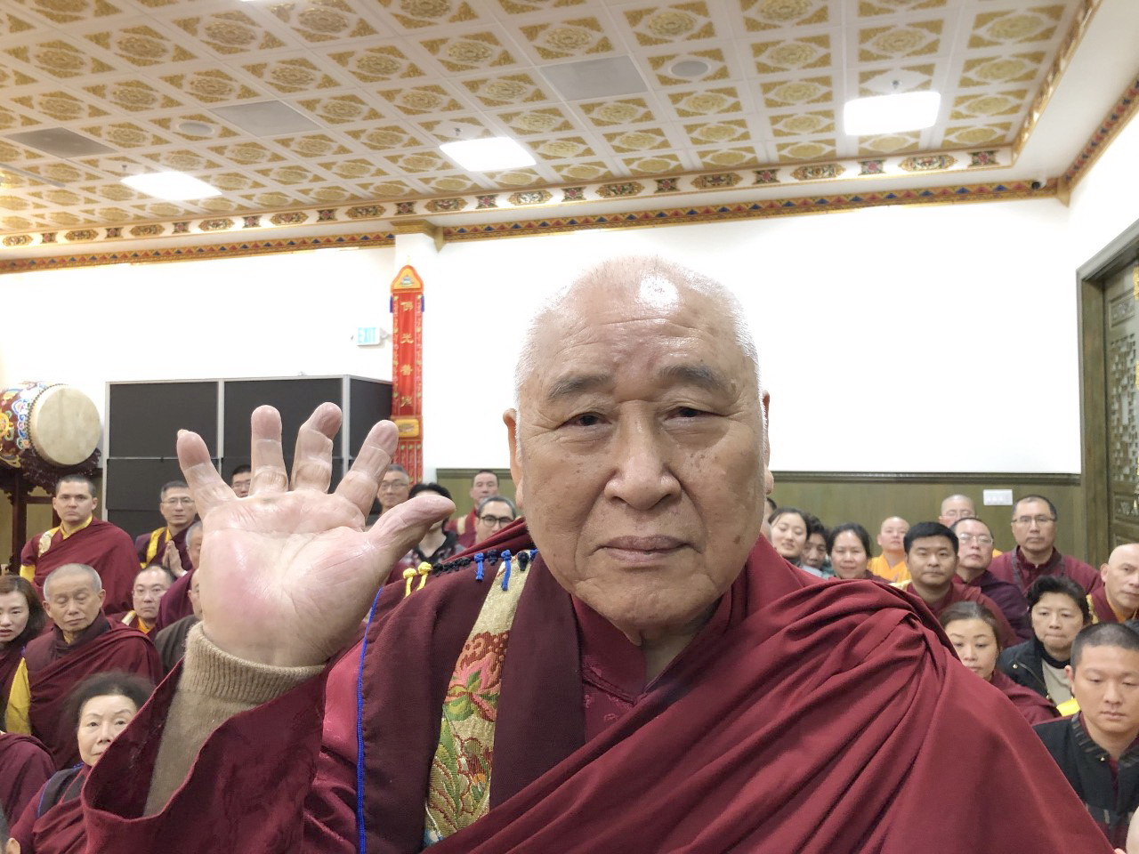 羌佛解难单手提悬420磅金刚杵-图片3