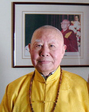 “当代玄奘”之称的汉人格西洛桑珍珠拜南无羌佛为师-图片1