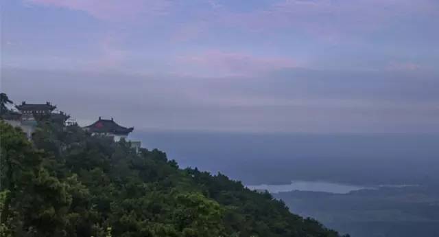 二十徒劳行–七：为八风所动，修行乃徒劳也