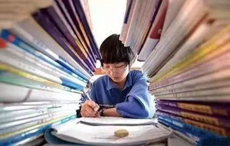 我们之间那条不可逾越的代沟就这样消失了