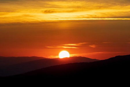 早日学佛修行转变因果，让恶业远离不得近沾